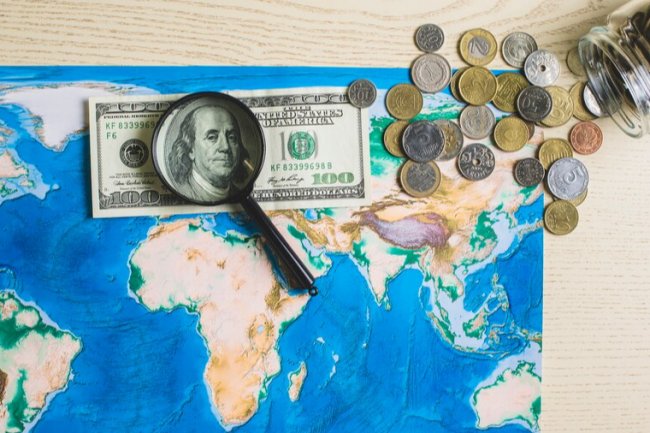 Perang Tarif Memperburuk Tingkat Utang, IMF: Negara di Dunia Bakal Gemar 'Ngutang'!