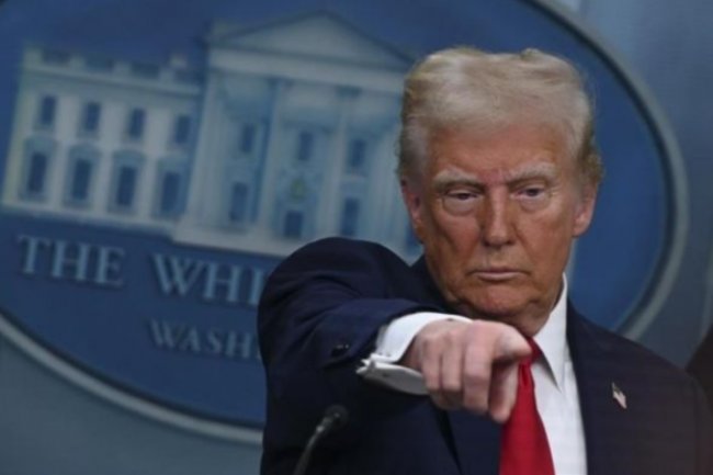 Trump Berencana Hapus Beberapa Tarif Impor Mobil