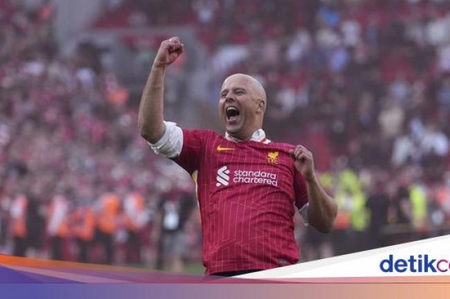 Liverpool Juara Liga Inggris, Slot Berterima Kasih ke Klopp