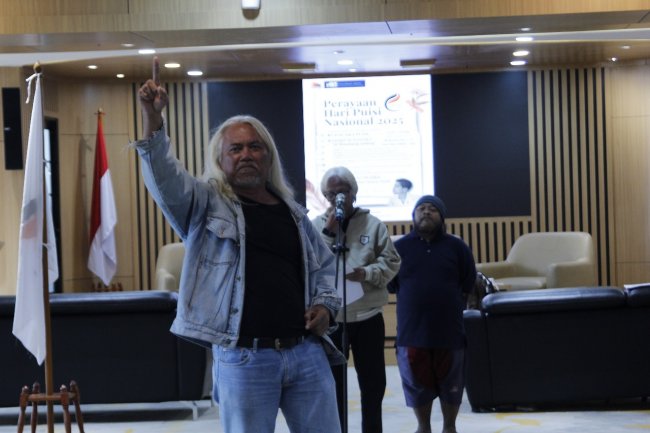 Peristiwa Nyentrik, Penyair Peringati Hari Puisi Nasional dengan Upacara di TIM