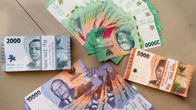 Balik ke Level Rp16.700-an, Rupiah Pagi-pagi Sudah Bikin Dolar Bertekuk Lutut