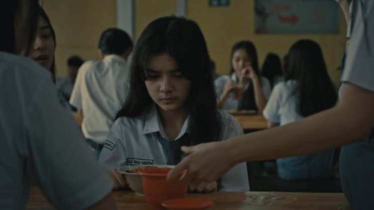 Sinopsis Rumah untuk Alie, Kala Keluarga Bukan Tempat untuk ‘Pulang’