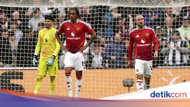Klasemen Liga Inggris: MU Posisi 14 Usai Dihajar Newcastle 1-4