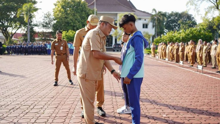 Wakil Bupati Karawang Lepas 47 Atlet SSB untuk Ikuti Tiga Kompetisi Internasional