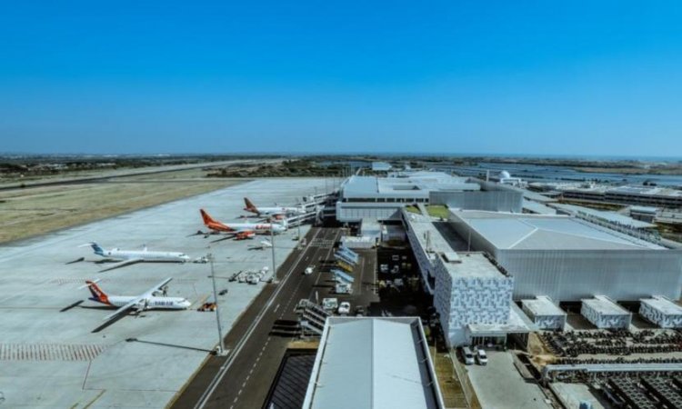 Bandara Ahmad Yani Semarang Resmi Kembali Berstatus Internasional