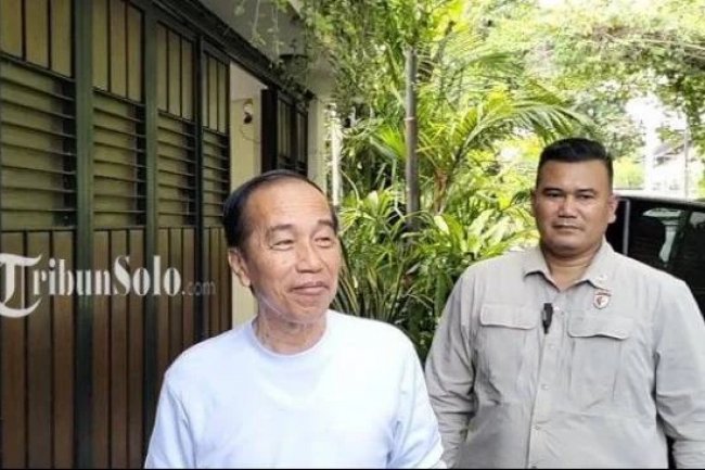 Jokowi Bantah Kendalikan Prabowo: Beliau Pemimpin yang Kuat