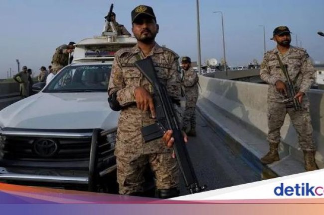 Semakin Panas! India Tembakkan Rudal ke 3 Pangkalan Udara Pakistan