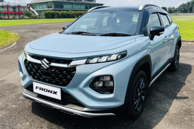 Terpopuler: Harga Suzuki Fronx Semakin Terjangkau, Toyota Siap Beli Neta