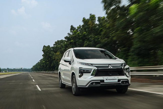 New Mitsubishi Xpander Disuntik Fitur Baru, Ini Harga!