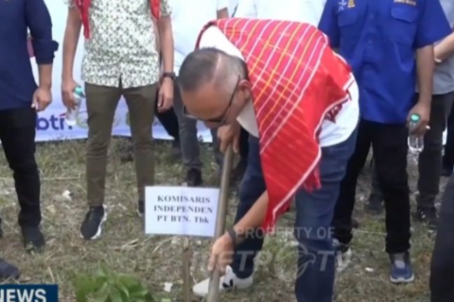Komisaris Independen BTN Peringati Hari Bumi Internasional dengan Tanam Bibit Pohon