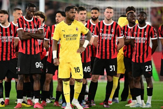 Menyedihkan, AC Milan Tidak Bermain di Eropa Musim Depan