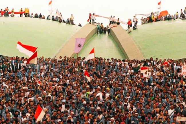 Kilas Balik Peristiwa 21 Mei 1998, Orde Baru Tumbang dan Lahirnya Reformasi