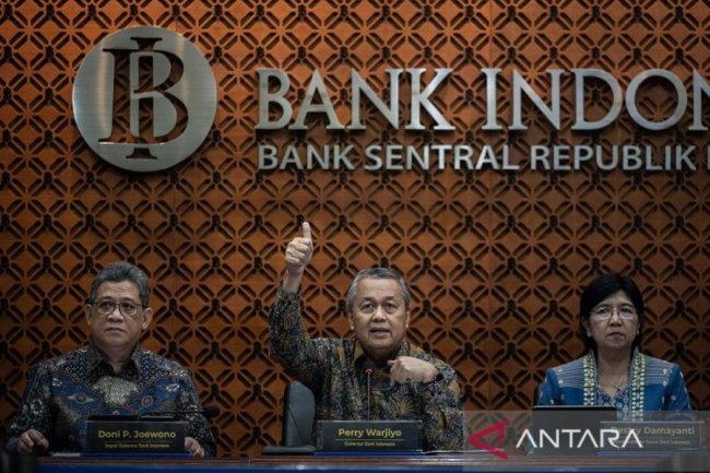 LPEM UI sarankan BI pertahankan suku bunga demi jaga rupiah