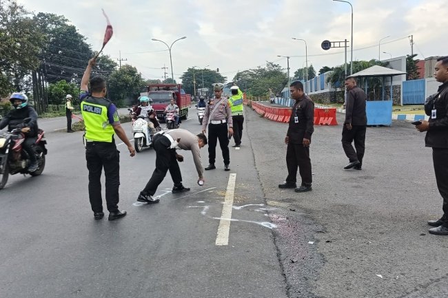 Kurang Konsentrasi Saat Berkendara, Pengendara Motor di Pasuruan Tewas Dalam Peristiwa Kecelakaan