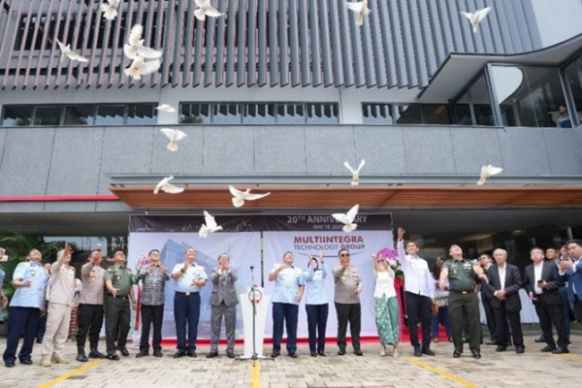 Pentingnya Implementasikan Teknologi AI di Berbagai Proyek Strategis