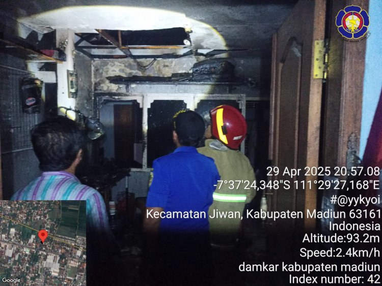 Kebakaran Bengkel Aksesoris Motor di Jiwan Madiun, Kerugian Capai Rp30 Juta