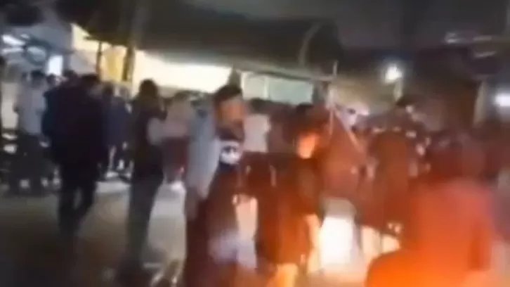 Dua Orang Kena Bacok Peristiwa Tawuran di Duren Jaya