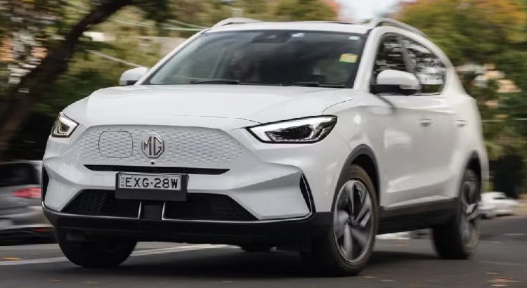 MG Motor Mau Bawa ZS HEV ke Indonesia?