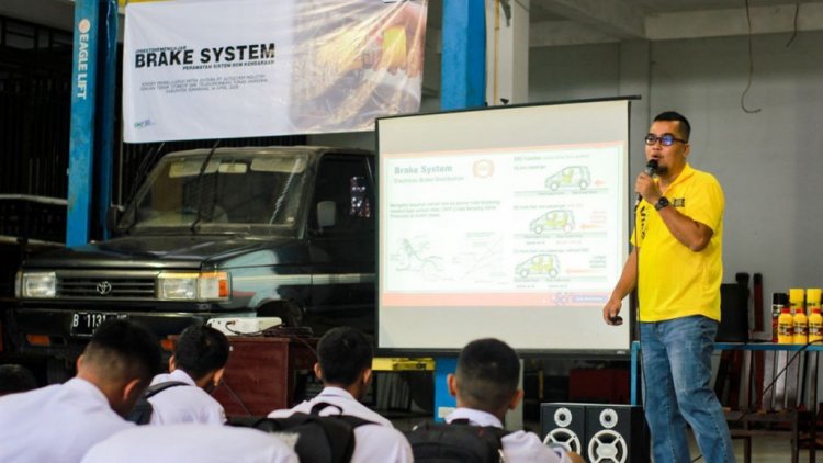 Alih Pengetahuan Dasar-Dasar Otomotif Autochem Mengajar