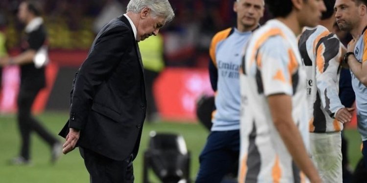 Real Madrid Kembali Kalah dari Barcelona di El Clasico, Ancelotti Soroti Absennya Bek Utama