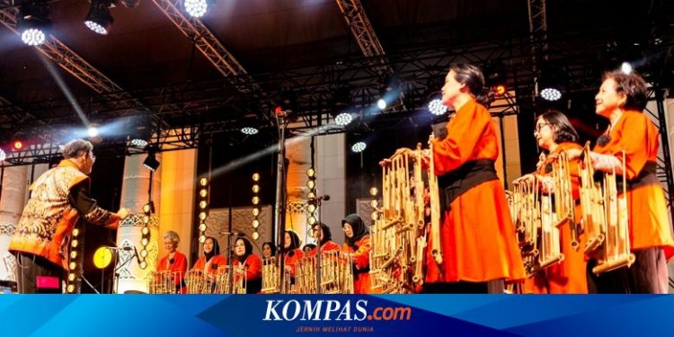 Angklung Indonesia Menggema di Festival Jazz Internasional Uzbekistan