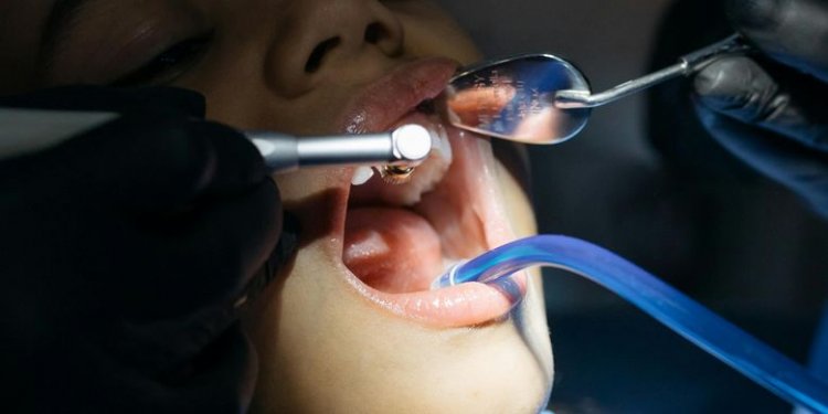 Dari Herpes hingga Kanker, Inilah Penyakit Serius yang Bisa Terdeteksi Lewat Rongga Mulut