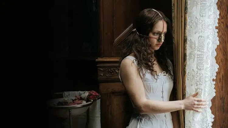 Sinopsis Film The Ugly Stepsister, Sisi Gelap Cinderella!