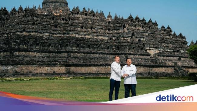 Macron Terkesan Pesona Borobudur, Sebut Adikarya Spiritual