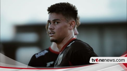 Di Tengah Kegilaannya dalam Pesta Timnas Indonesia, Mees Hilgers Terima Kabar Baik dari Belanda