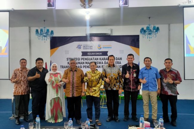 Universitas Deztron Indonesia Hadirkan Pakar Internasional, Mahasiswa Dibekali Semangat Hadapi Era Digital 5.0