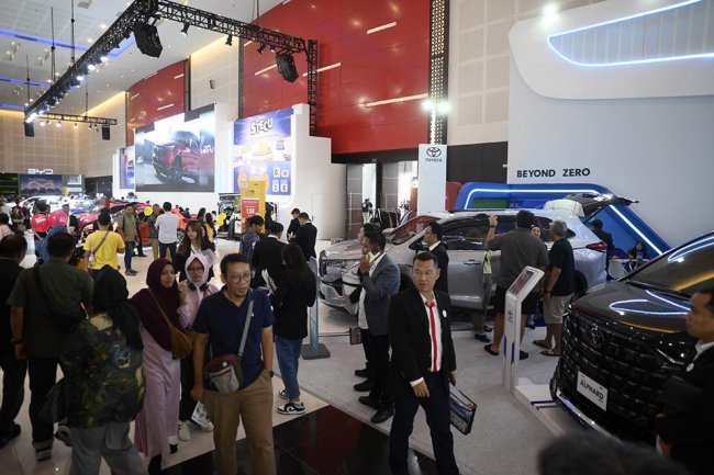 Semarak di Akhir Pekan IIMS Surabaya 2025