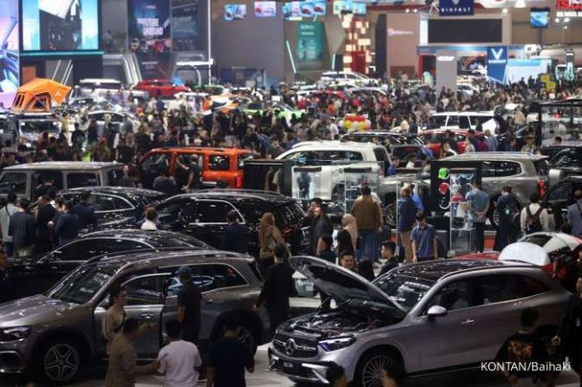 Penjualan Mobil Melaju Kencang, Saham Emiten Otomotif Terbang