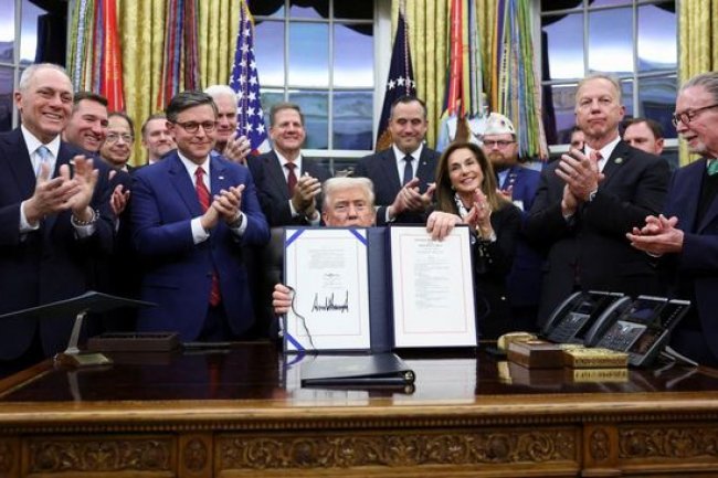 Tok! Trump Tandatangan RUU, Shutdown AS Resmi Berakhir