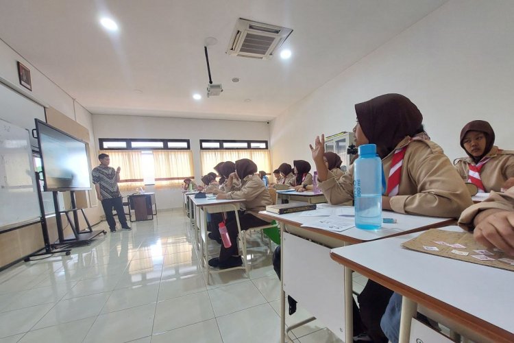 Teknologi dan penguatan karakter kunci tingkatkan SDM Sekolah Rakyat