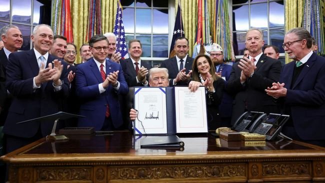 Tok! Trump Tandatangan RUU, Shutdown AS Resmi Berakhir
