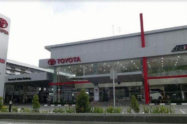 Dealer Terbesar Toyota Khawatir Penjualan Mobil Goyah Tanpa Insentif