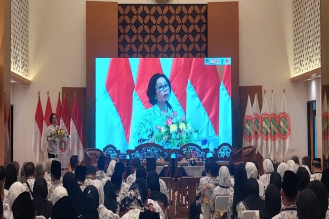 PB PGRI Serukan Pentingnya Anggaran Pendidikan dan Guru di Seminar Internasional