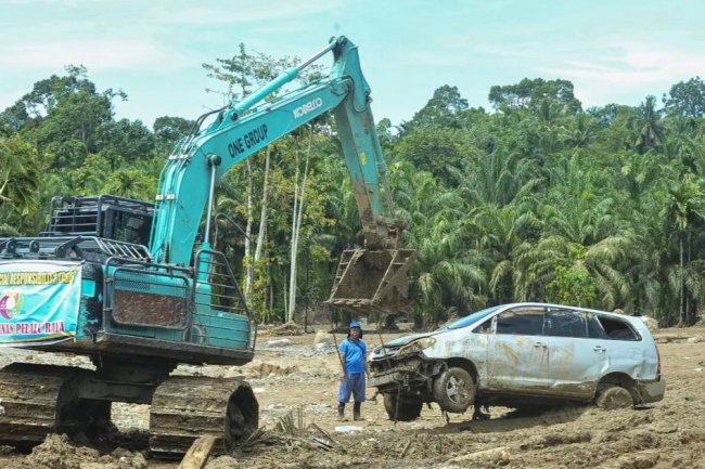 Merek Otomotif BantuKorban Bencana Sumatra