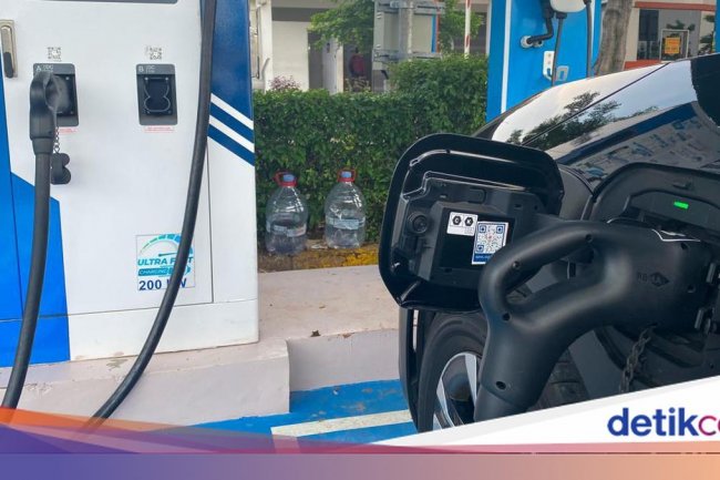 Mobil Listrik Tanpa Insentif: Harga Naik, Penjualan Bisa Anjlok