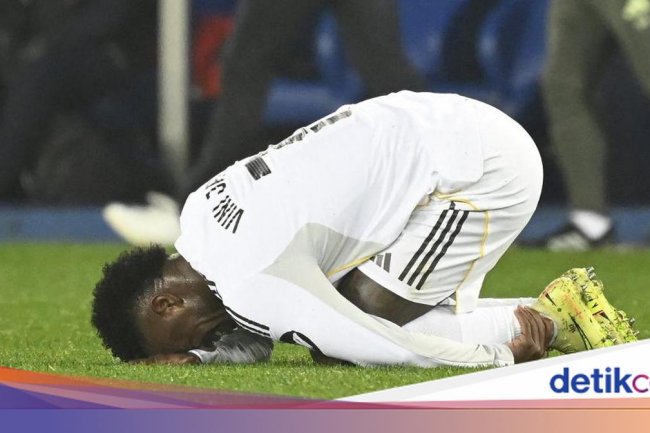 Xabi Alonso: Vini Dilanggar, Madrid Harusnya Dapat Penalti