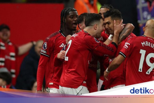 Carragher: Inilah Performa Terbaik MU-nya Amorim Mirip Era Ferguson