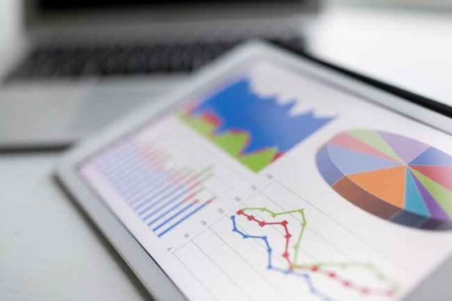 IHSG Gagal Bertahan di 8.700, Analis Rekomendasi Saham Ini