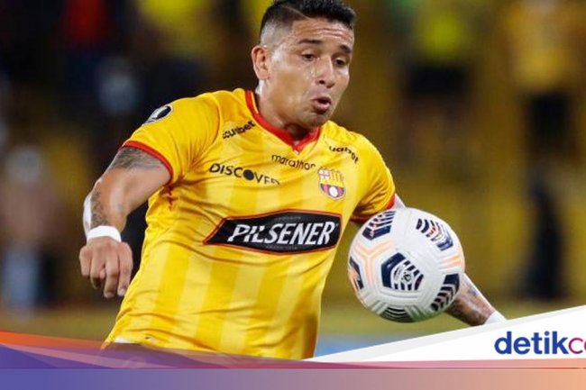 Real Madrid-PSG Ikut Berduka atas Tewasnya Bek Barcelona Mario Pineida