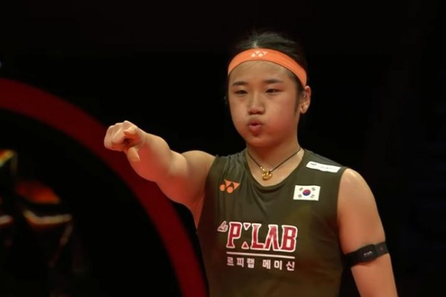 Hasil Semifinal BWF World Tour Finals 2025 - Gaya Main Pinggir Jurang Tak Mempan, Yamaguchi Kena Mental Dibantai An Se-young