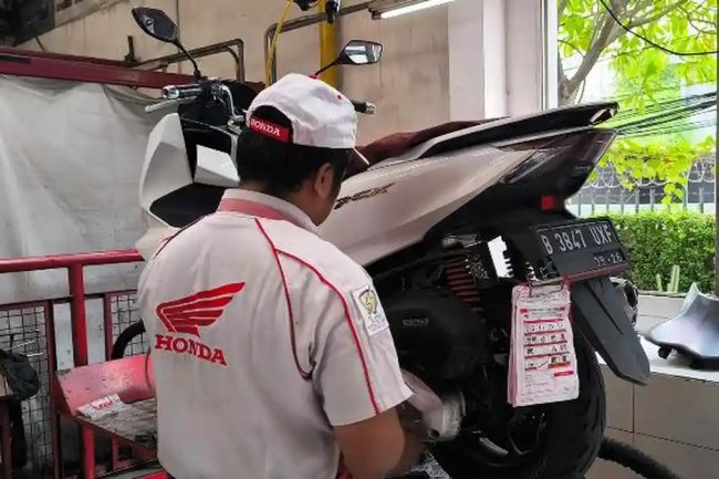 Promo Gebyar Akhir Tahun, AHASS Beri Diskon 25 Persen Jasa Servis Motor Matic 