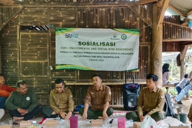 Perhutani KPH Tasikmalaya Laksanakan Sosialisasi ESRA Pengelolaan Bahan Kimia di Kawasan Hutan