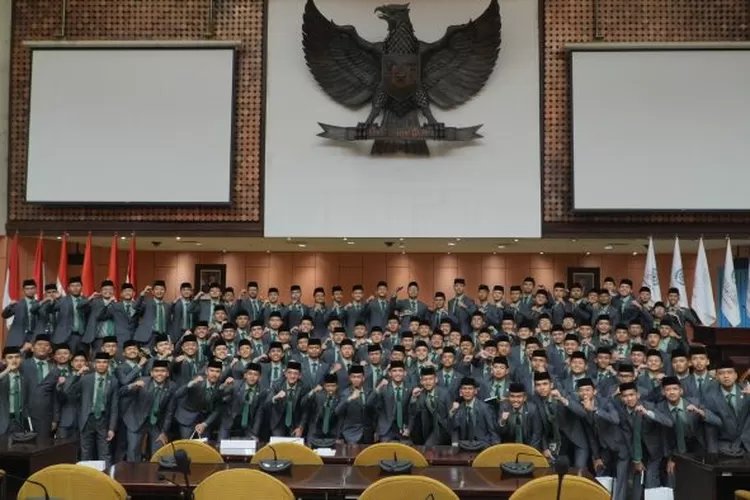 Santri Tazakka Hadiri Dialog Internasional di MPR RI