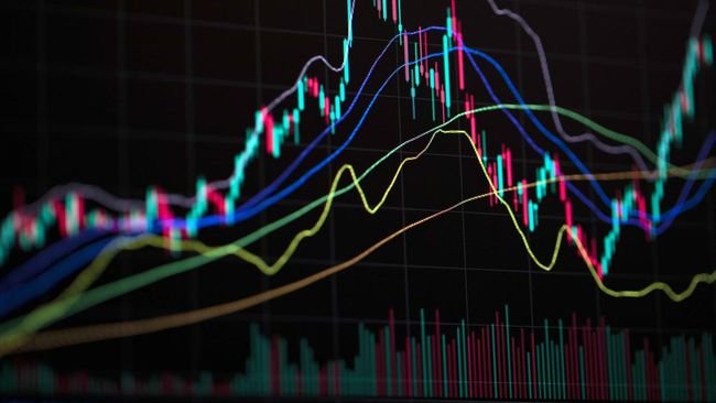 IHSG Cetak Rekor Tembus 8.700, Ini 5 Rekomendasi Saham Hari Ini