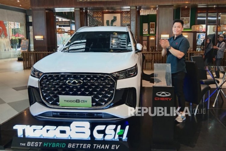 Jelang Akhir 2025 Industri Otomotif Masih Positif, Cherry Kenalkan Dua Model Baru ke Warga Bandung