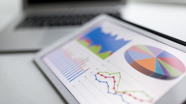 IHSG Gagal Bertahan di 8.700, Analis Rekomendasi Saham Ini